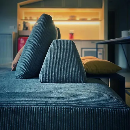 Studio' Apartment